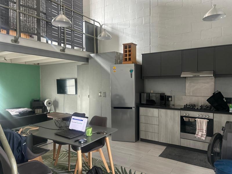 1 Bedroom Property for Sale in Observatory Western Cape